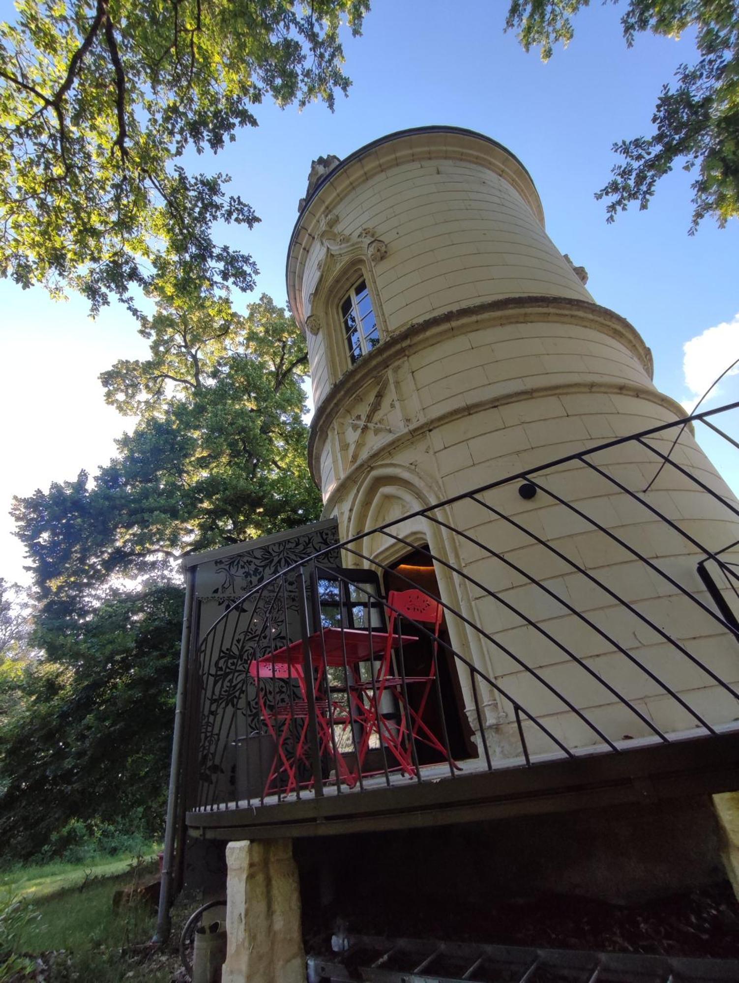La Tour Des Touches Holiday home Savonnieres